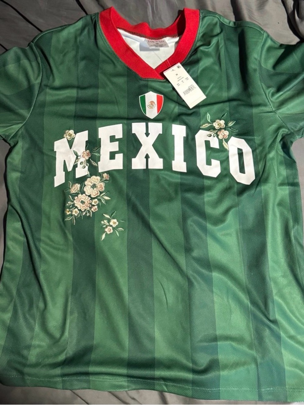 Zoe + Live mexico jersey - Picture 2 of 3
